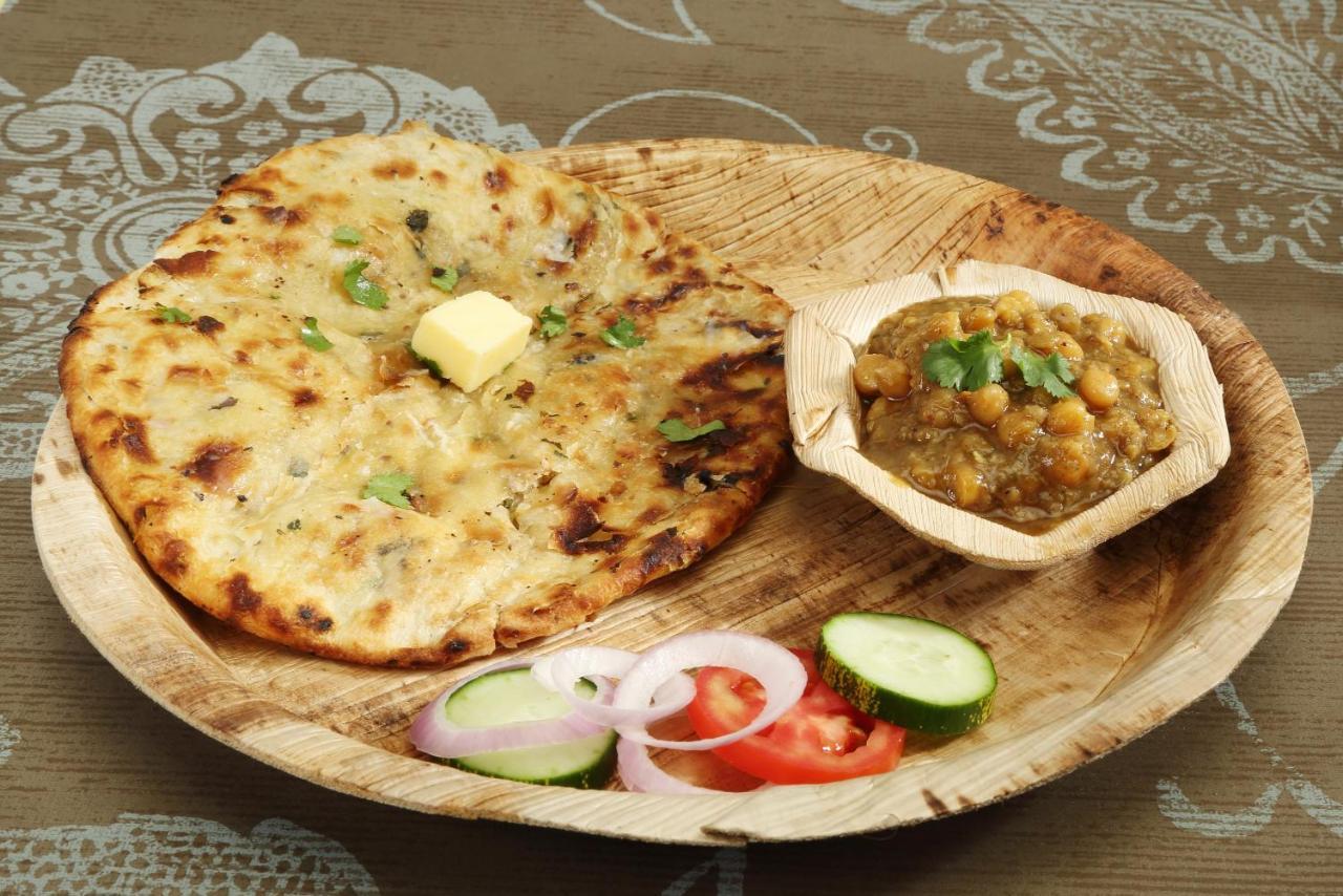 Oyo 9159 Hotel Royal Woodslark Zirakpur Bagian luar foto